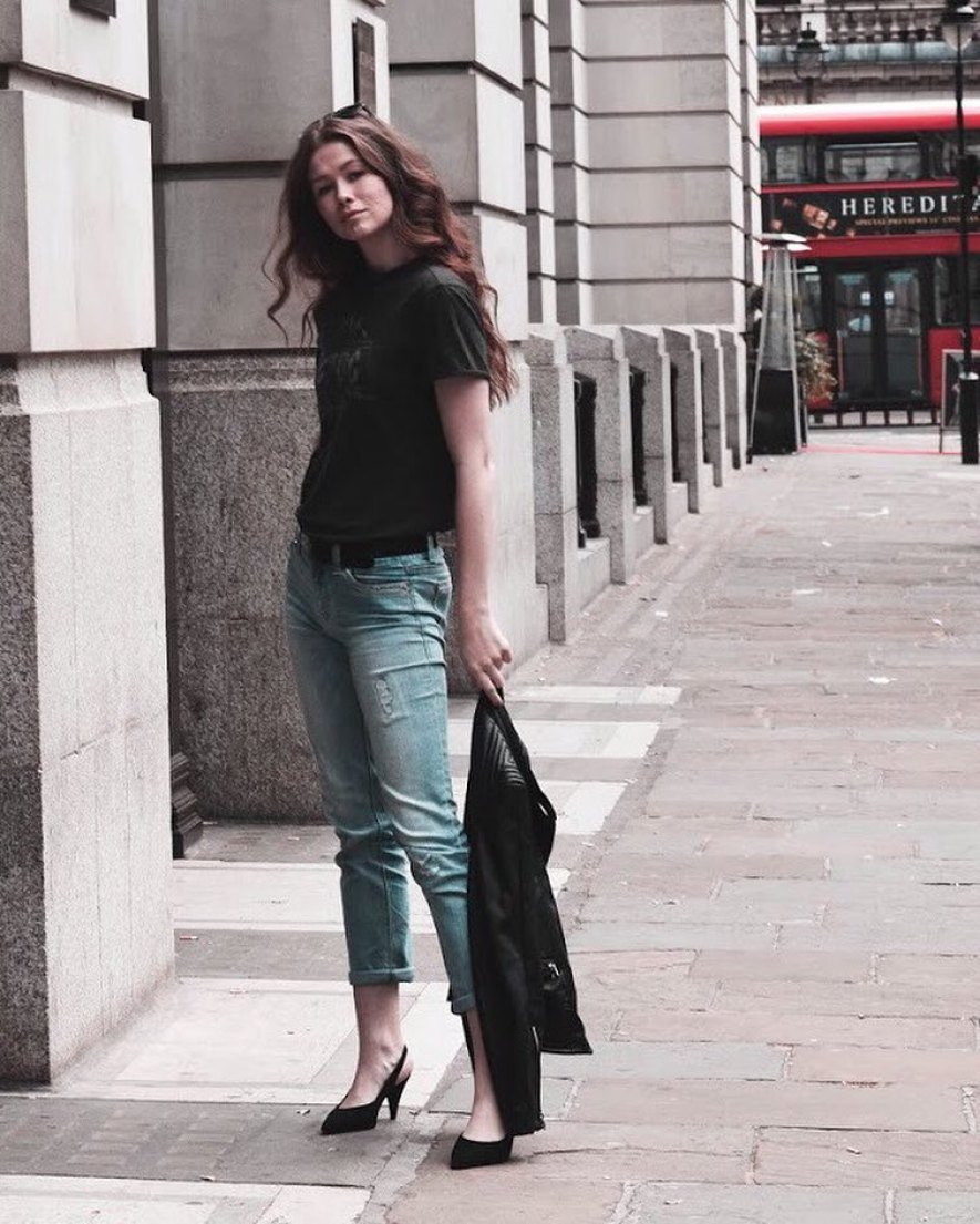 London Study Abroad Heels Outfit